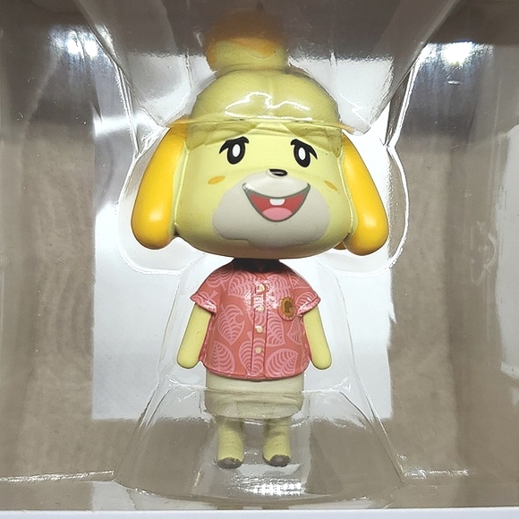 Hallmark Nintendo Animal Crossing Isabelle Christmas Ornament - Picture 8 of 11